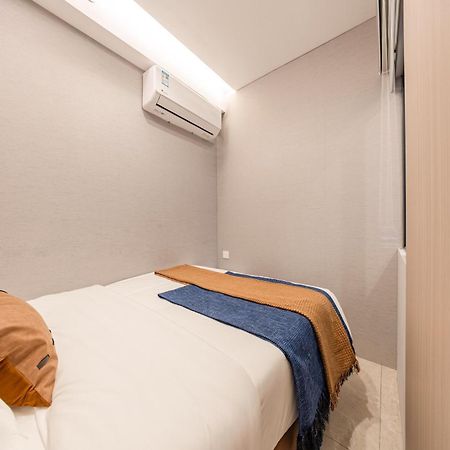 Boruisi Video And Audio Light House - Shenzhen Convention And Exhibition Center Gangxia Metro Station Aparthotel ภายนอก รูปภาพ