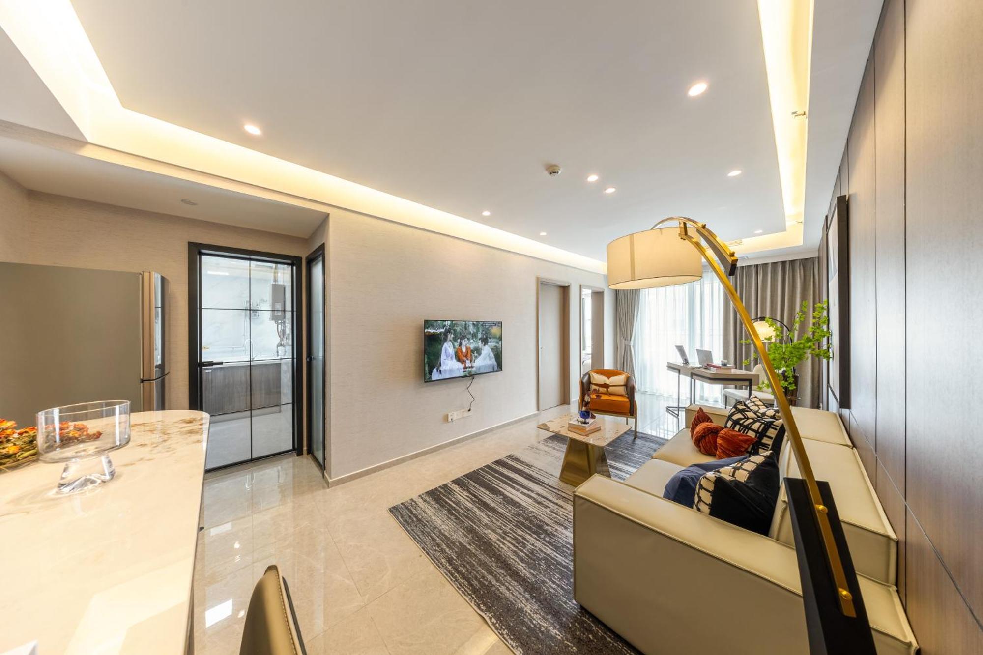 Boruisi Video And Audio Light House - Shenzhen Convention And Exhibition Center Gangxia Metro Station Aparthotel ภายนอก รูปภาพ