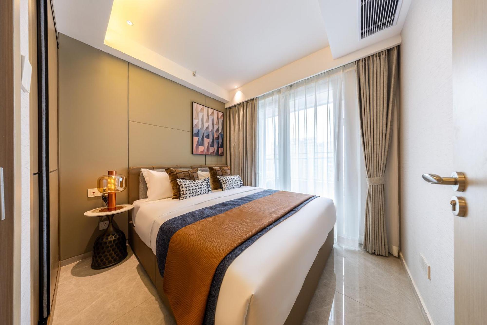Boruisi Video And Audio Light House - Shenzhen Convention And Exhibition Center Gangxia Metro Station Aparthotel ภายนอก รูปภาพ