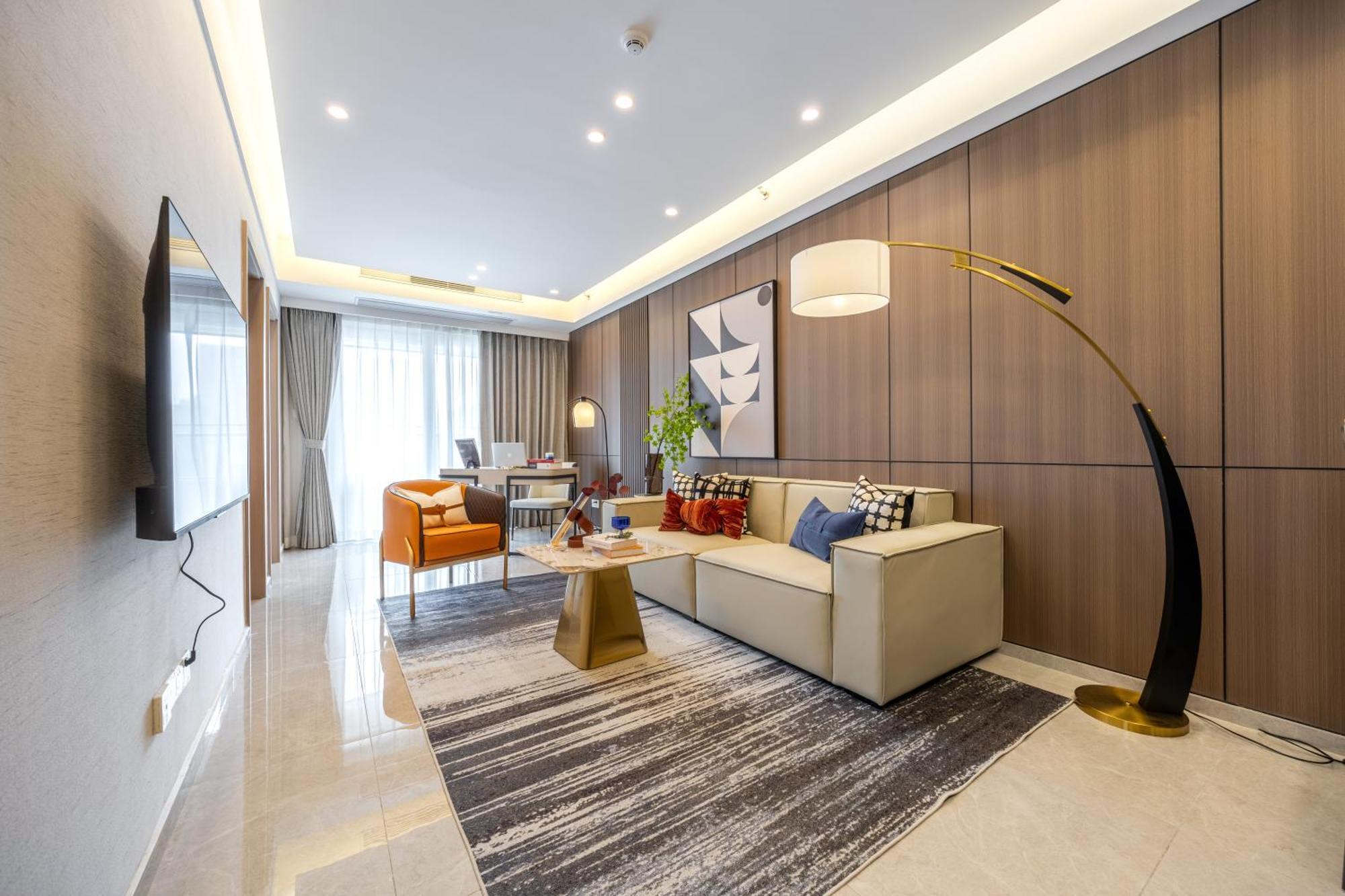 Boruisi Video And Audio Light House - Shenzhen Convention And Exhibition Center Gangxia Metro Station Aparthotel ภายนอก รูปภาพ